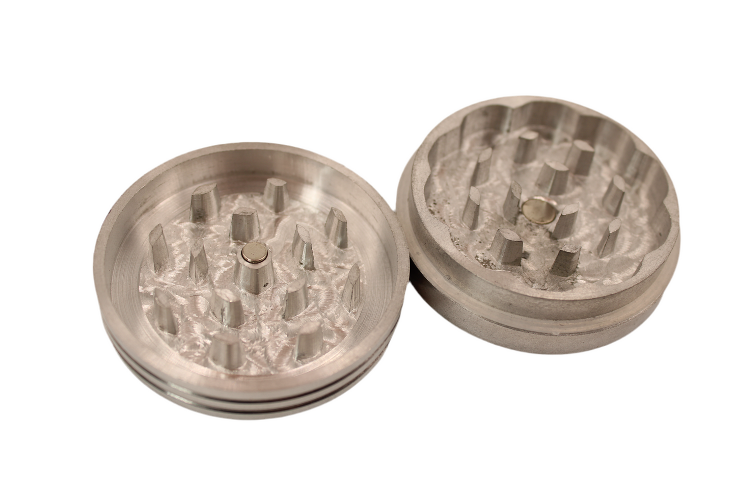 Compact Two-Piece Metal Grinder